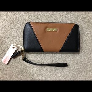 Jessica Simpson wallet - NWT